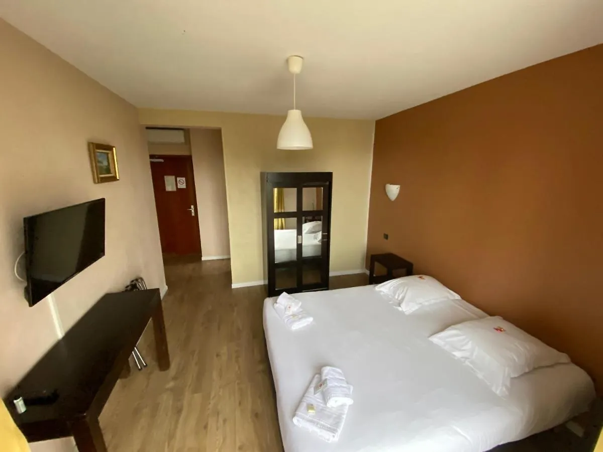 Anis Hotel Νίκαια